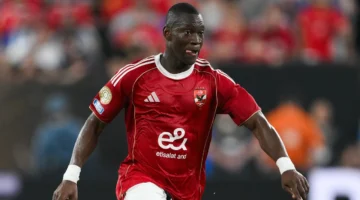 عرض إسباني.. أليو ديانج يطلب الرحيل عن الأهلي بعد تعثر مفاوضات التجديد